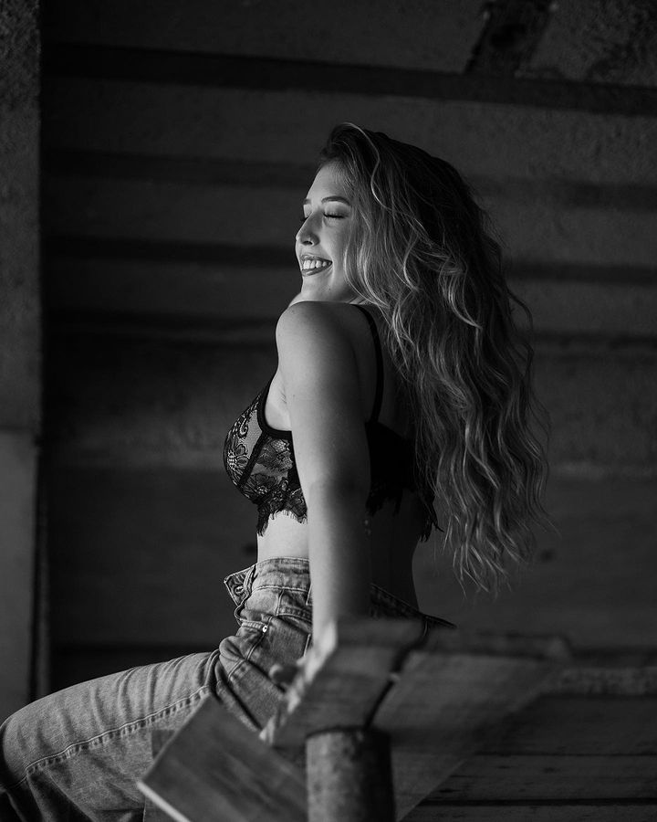 Ensaio Feminino - 1 - 0