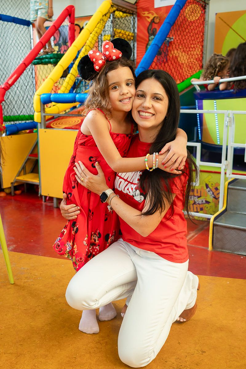 Manuela & Marcela 5 anos - 2 - 18