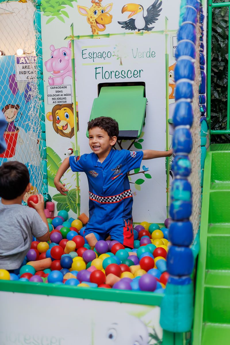 Bento 4 anos - Buffet Espaço Verde Florescer - 2 - 19
