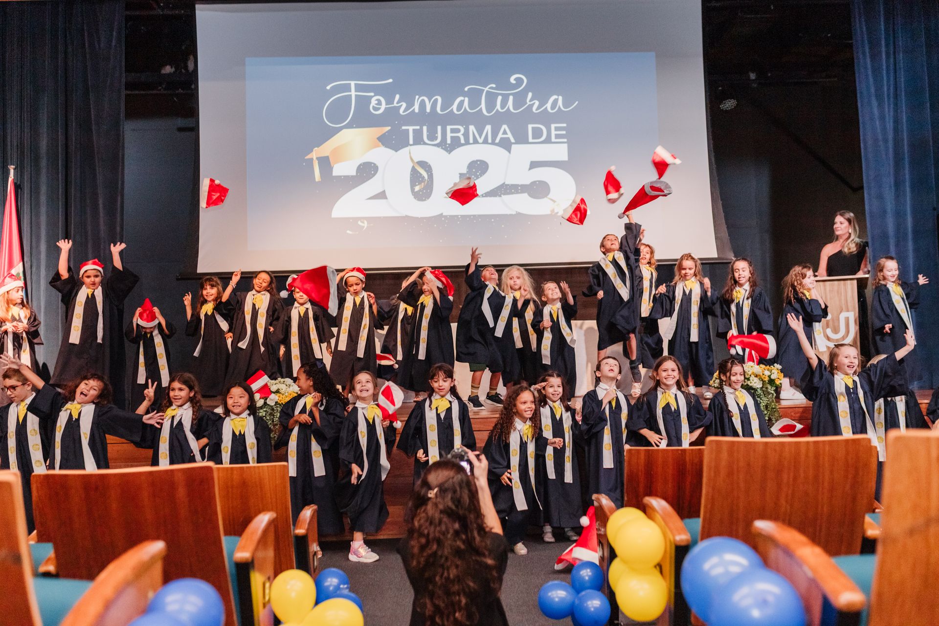 Formatura Colégio Le Pe-ri-ni - 2 - 0