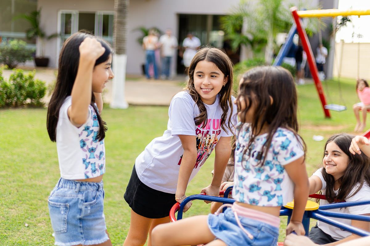 Rafaela 9 anos - 2 - 0