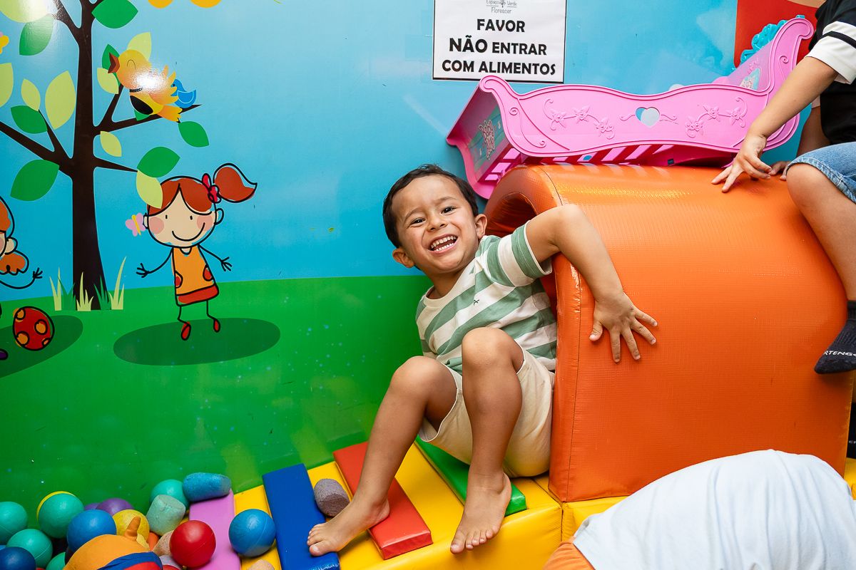 Henrique 4 anos - 2 - 0