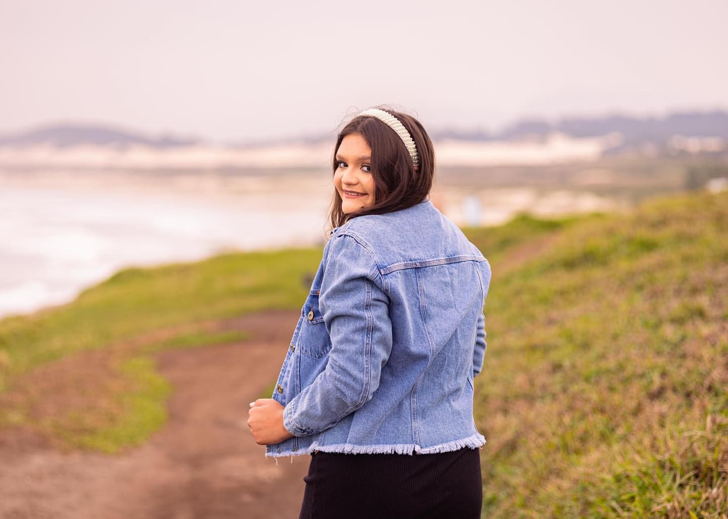 5 Poses para Arrasar no Ensaio de 15 Anos (Mesmo se Você For Tímida) - 3 - 1