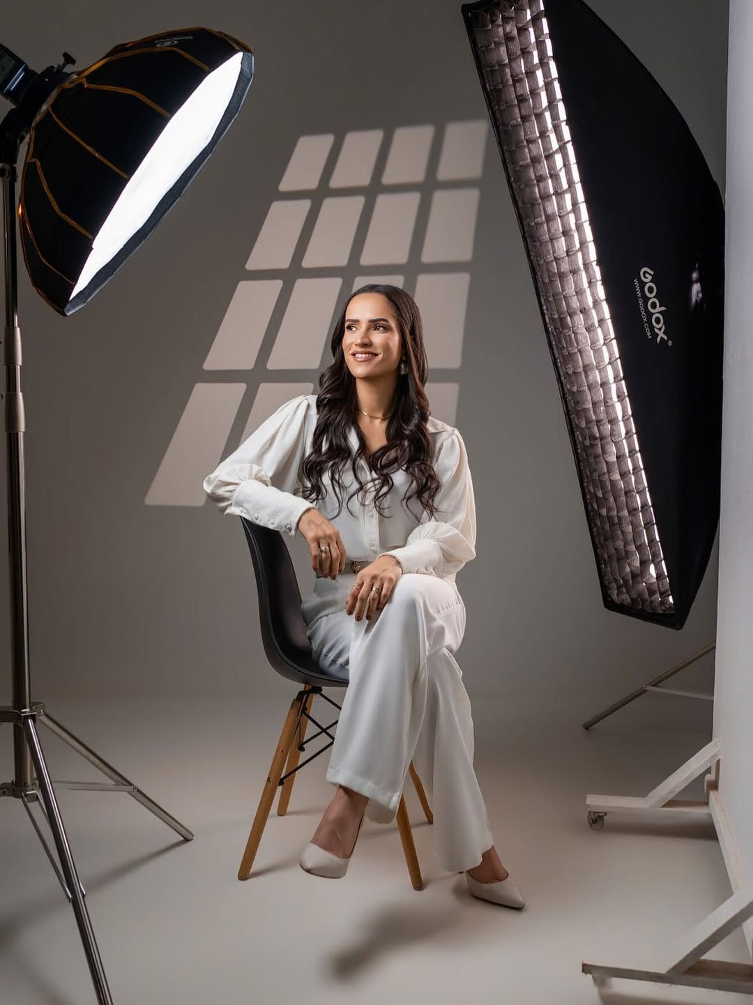 Retrato Corporativo em Estúdio da Dra. Camila | Fotografia Profissional - 3 - 3