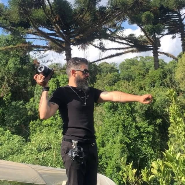 Dois Fraternos - Footer