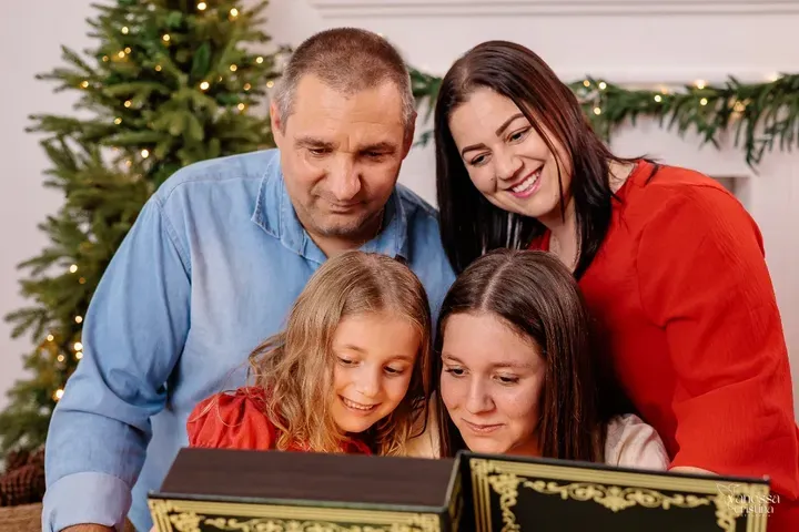 Ensaio fotográfico de Natal no estúdio em Capitão - Natal 2025 - 2 - 1