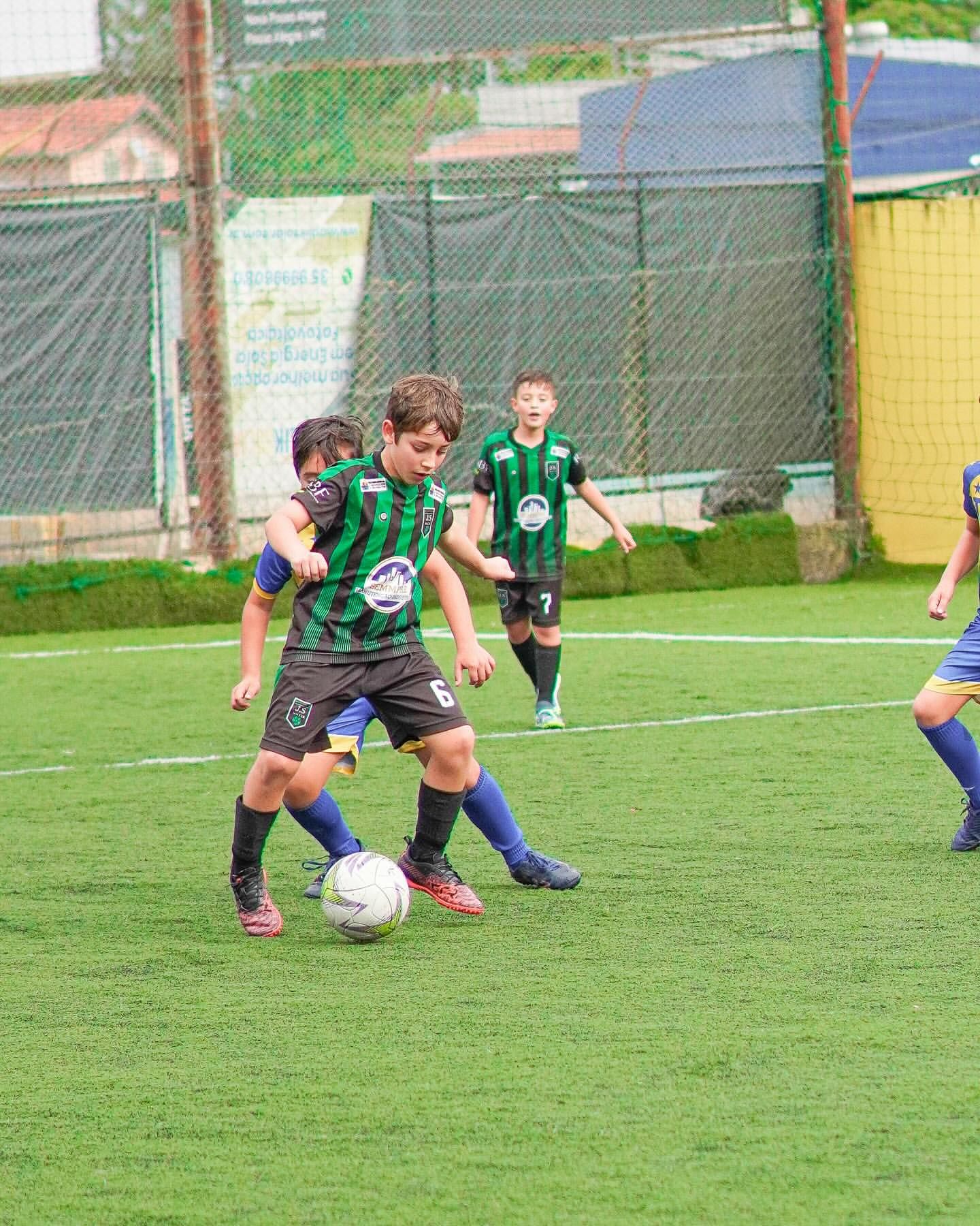 Futebol - 1 - 8