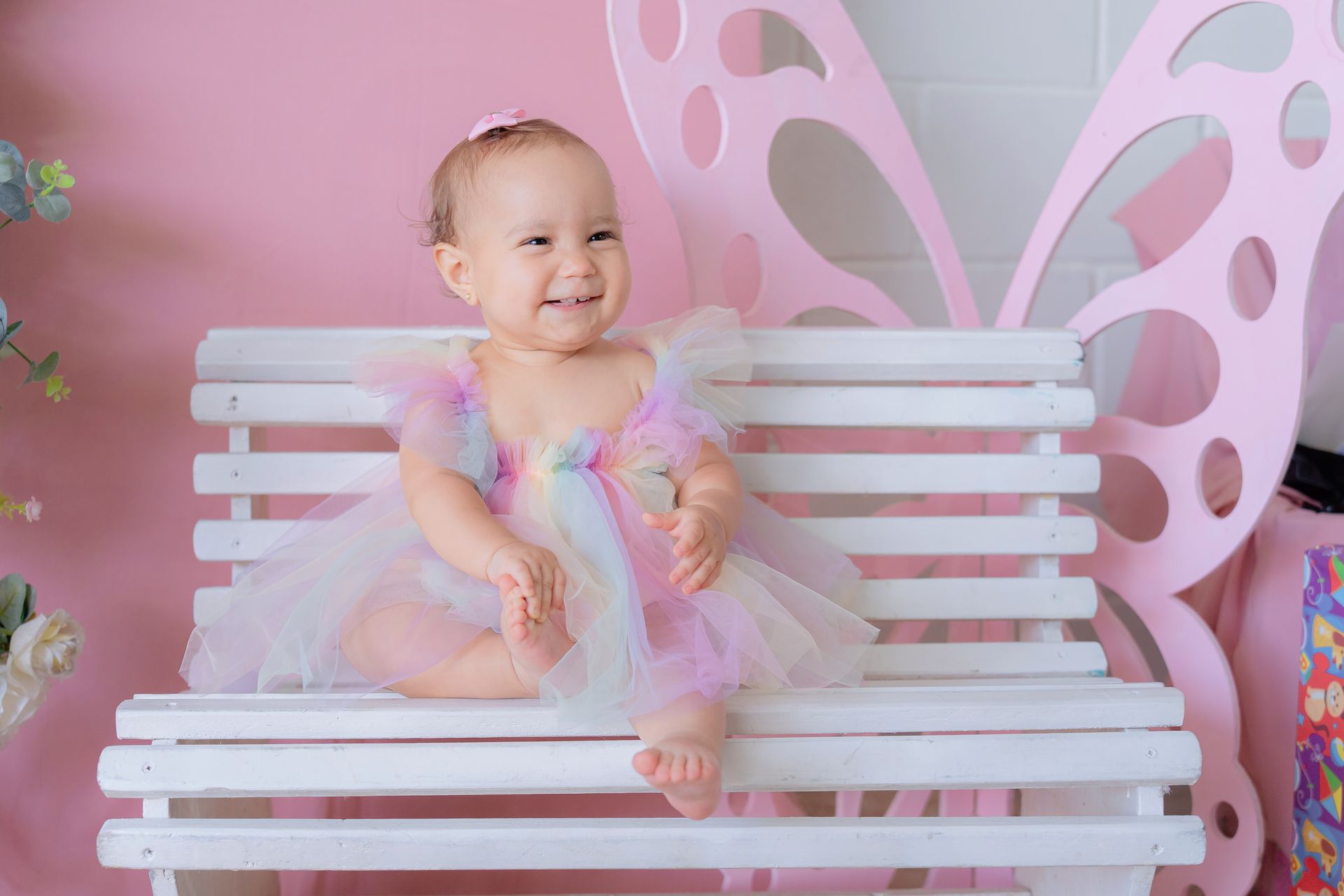 Somos apaixonados por histórias!

E toda boa história merece ser 
contada do início ao fim. 
Por isso, sempre que possível, 
gostamos de acompanhar cada detalhe, 
desde os preparativos até 
os últimos momentos da festa! - Slide 1