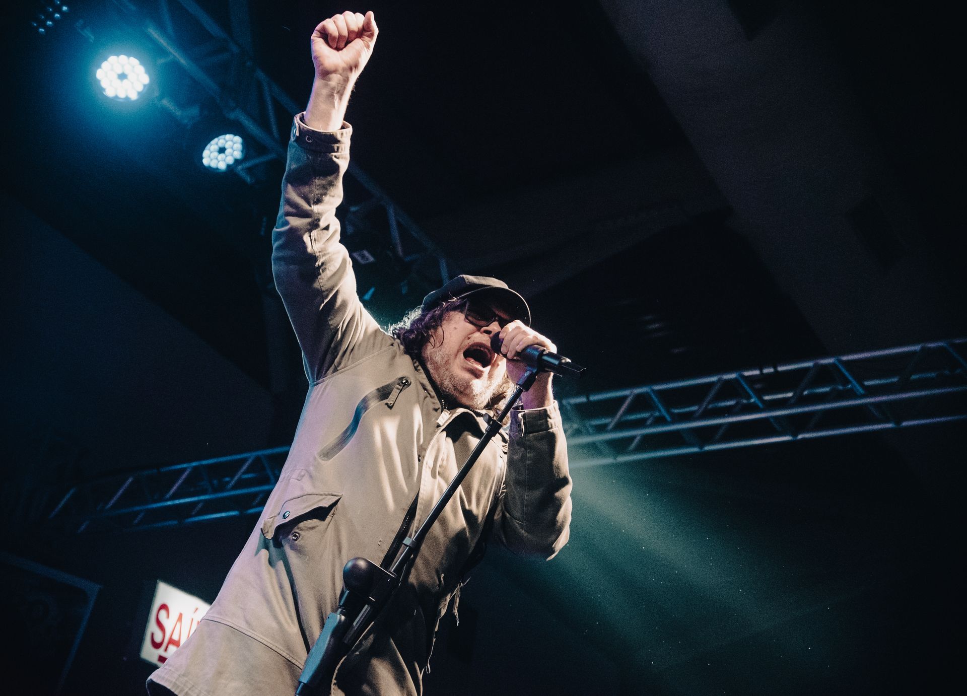 "Transformando música em memórias visuais." - Slide 1