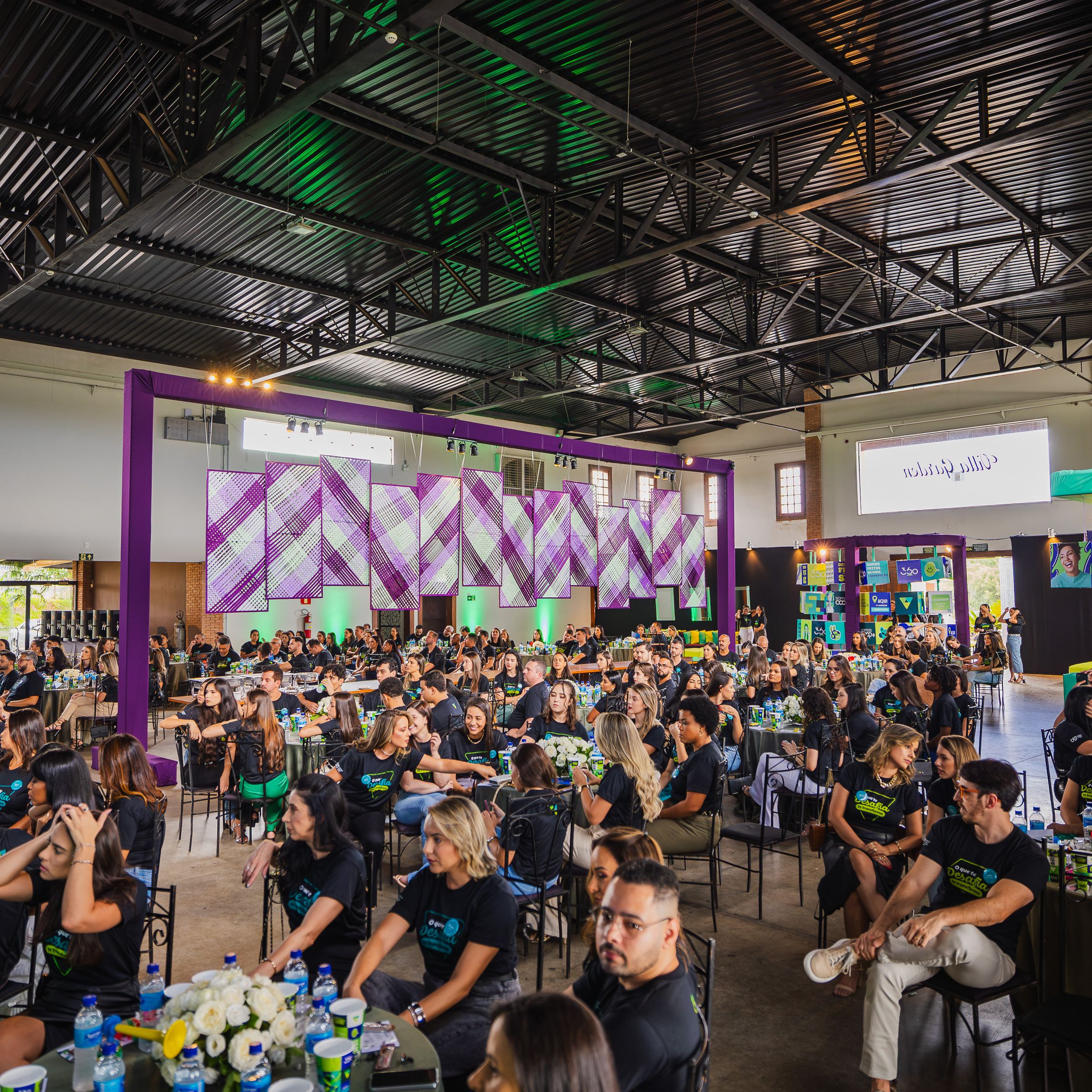 Convenção de Empresas - 1 - 33