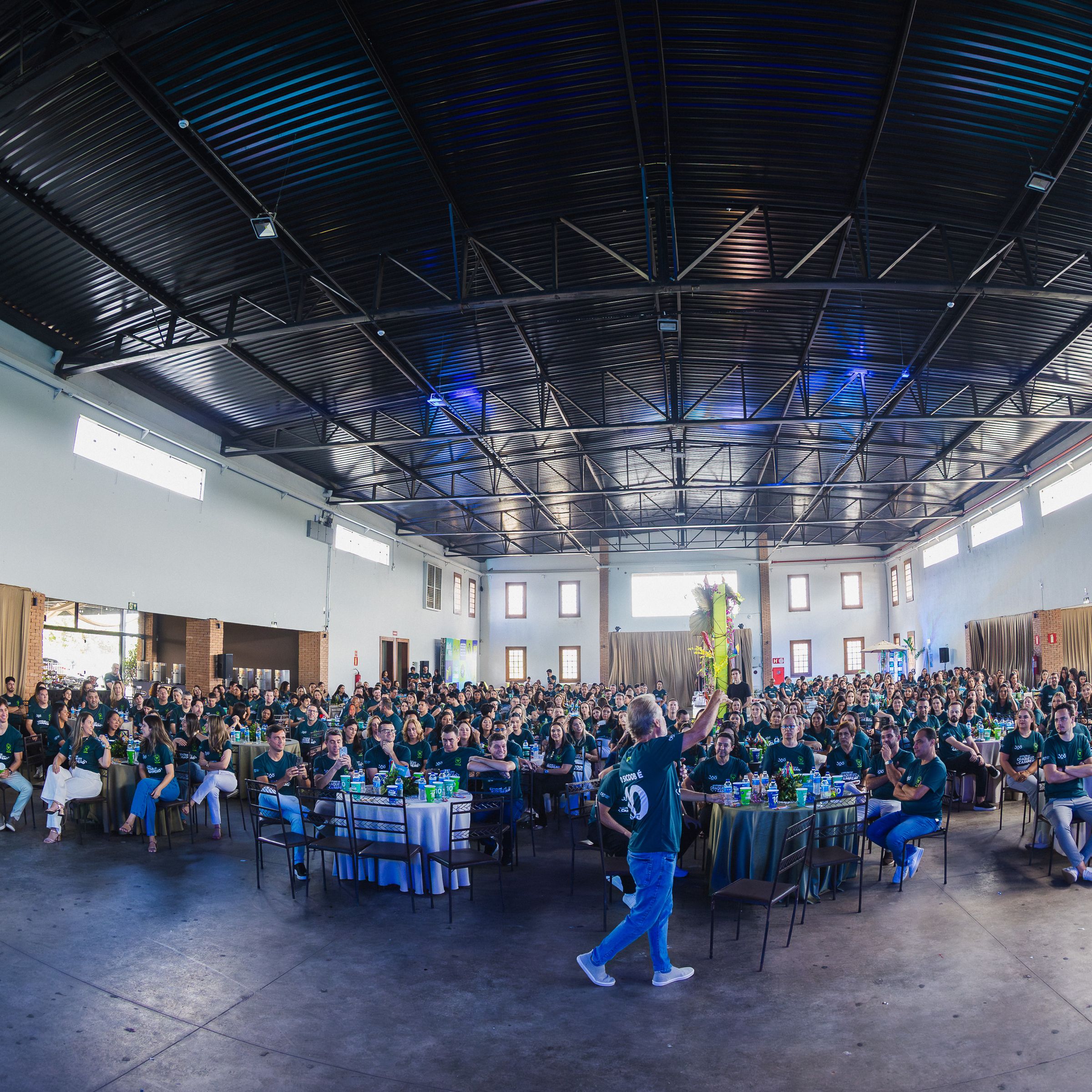 Convenção de Empresas - 1 - 100