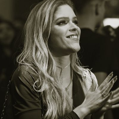 Este é um título. - 1 - 2