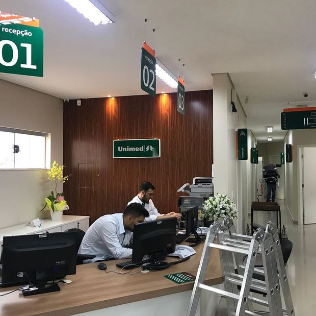 Placas de sinalização com adesivo /placas-de-sinalizacao-com-adesivo