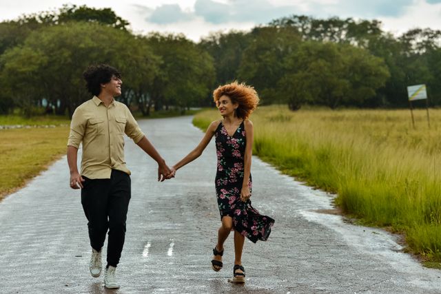 Andressa e Rodrigo, um casal jovem estilosos com uma energia contagiante. Durante o ensaio nos divertimos muito, tivemos uma pausa por conta da forte chuva, mas nada que ofuscasse o brilho interior desses queridos. /andressa-e-rodrigo-um-casal-jovem-estilosos-com-uma-energia-contagiante-durante-o-ensaio-nos-divertimos-muito-tivemos-uma-pausa-por-conta-da-forte-ch