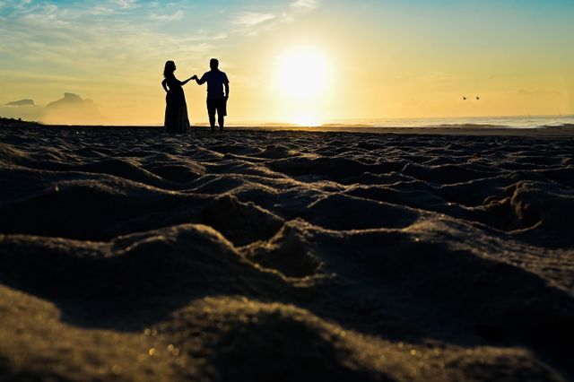 Stephanie e Nilton em um ensaio de gestante lindo, valeu a pena acordar cedo pra curtir um lindo nascer do sol na praia da Reserva no RJ /stephanie-e-nilton-em-um-ensaio-de-gestante-lindo-valeu-a-pena-acordar-cedo-pra-curtir-um-lindo-nascer-do-sol-na-praia-da-reserva-no-rj