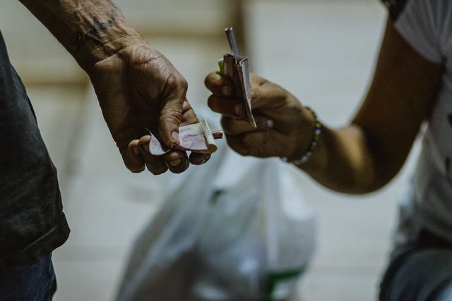 Tamili da Silva - Feliz Natal, mas cadê o peru? /feliz-natal-mas-cade-o-peru