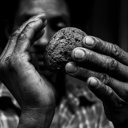 The Human Vulnerability and Power in Photography /the-human-vulnerability-and-power-in-photography