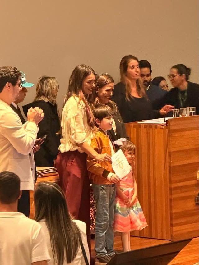 Recebendo Homenagem pela Câmara Legislativa - 3