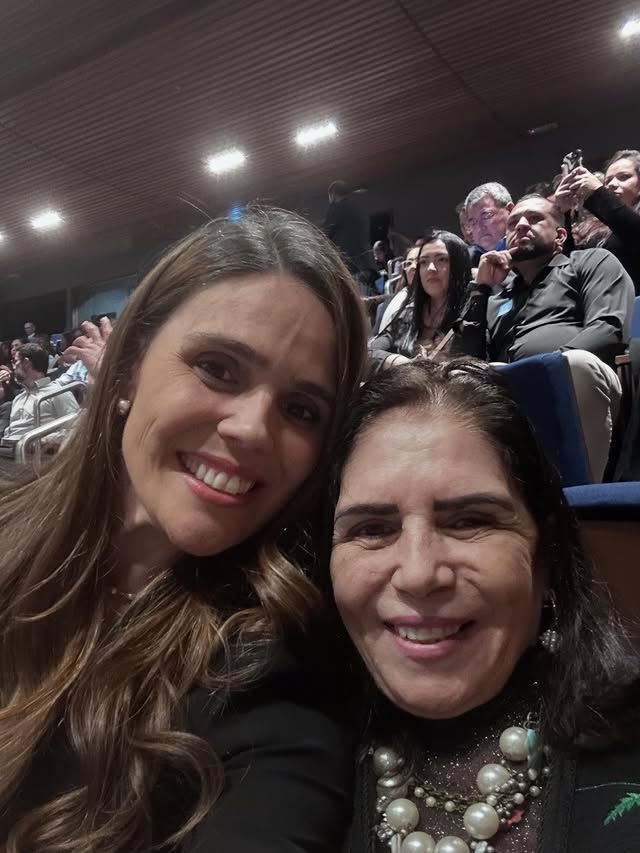 Recebendo Homenagem pela Câmara Legislativa - 5