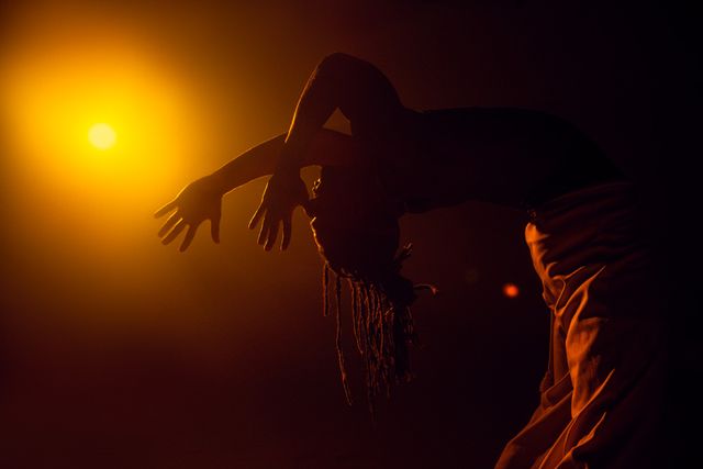 Capoeira Dança e Luz /capoeira-danca-e-luz