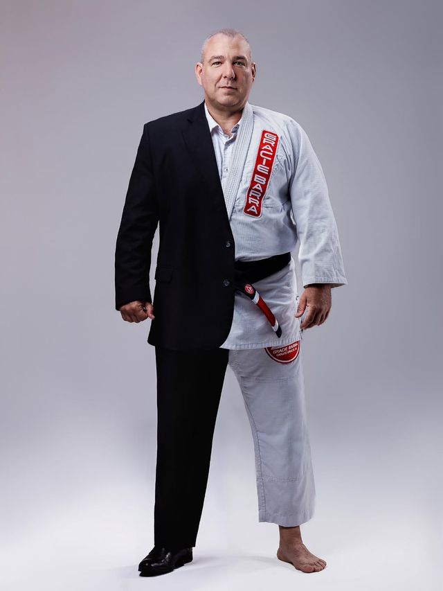 Corporativo - Altemir Baccin - Fusão /corporativo-altemir-baccin-fusao