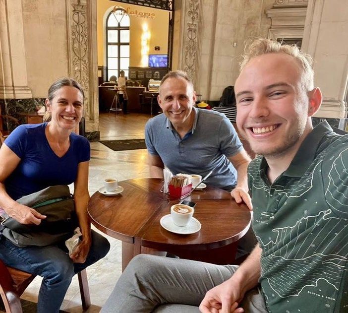 Tours April 2022 - 22