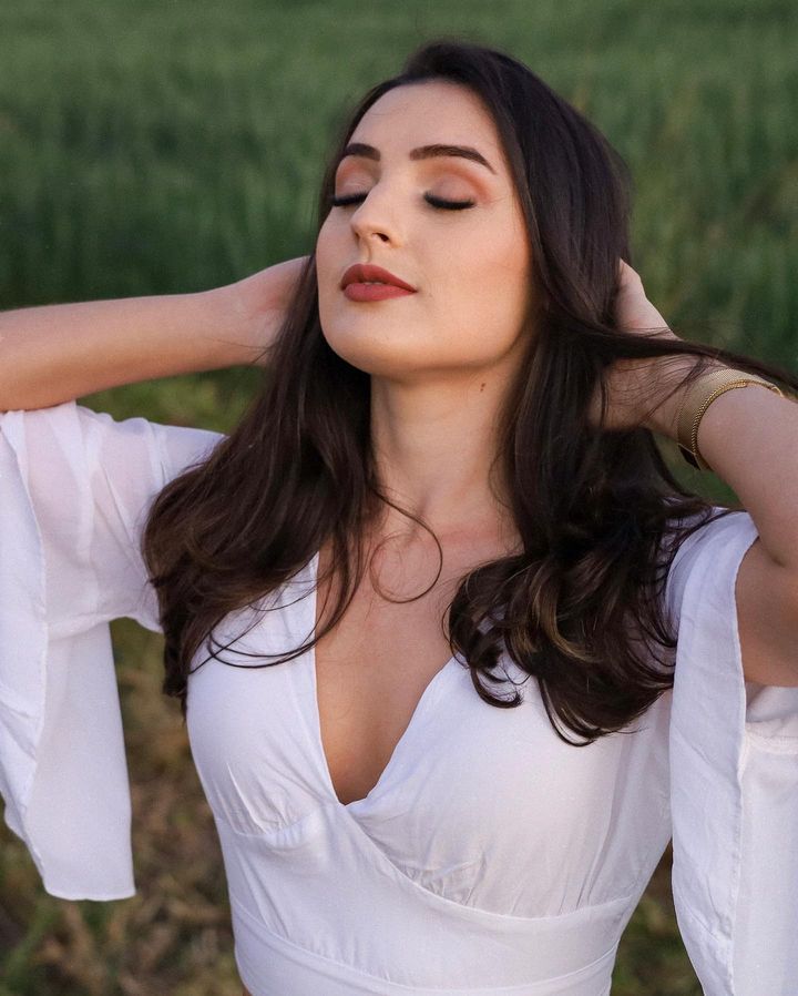 Um fim de tarde e toda a beleza dela Miqueli Melo - 5