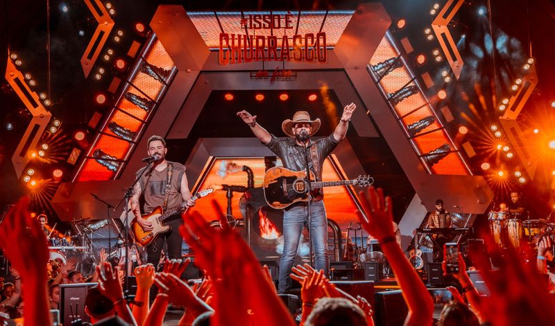 Fernando e Sorocaba estreiam Isso é  Churrasco On Fire em Araçatuba /fernando-e-sorocaba-estreiam-isso-e-churrasco-on-fire-em-aracatuba