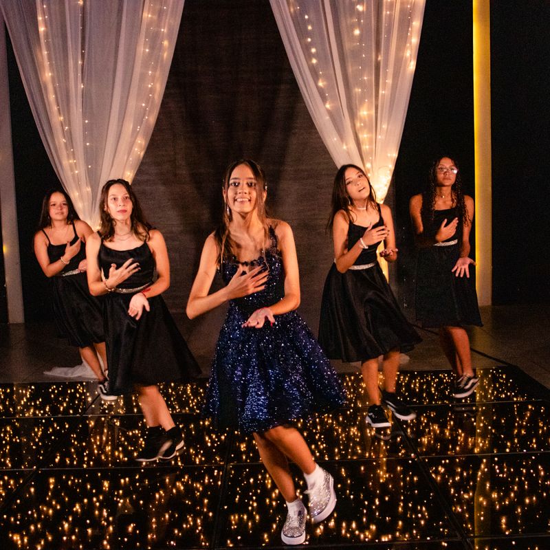 Aniversário 15 Anos Gigi - Buffet Villa Baruc - 2 - 2