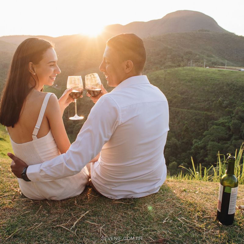 Um Ensaio Pré-Wedding Inesquecível: Camila e Eduardo em São Roque - 2 - 0