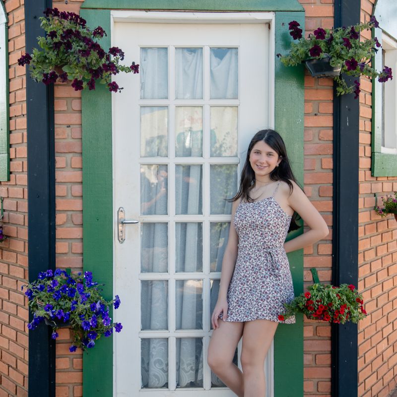 Ensaio Fotográfico de 15 Anos da Ester em Holambra – Um Sonho Florido - 2 - 0
