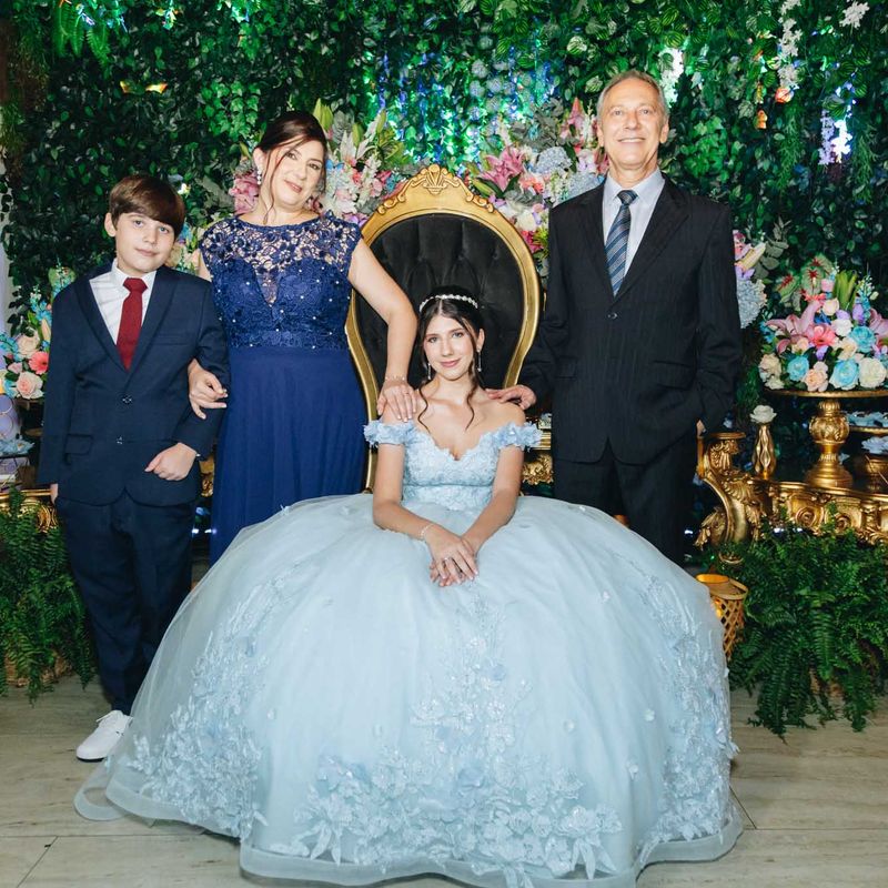 Festa de 15 Anos da Ester no Pavanelli Vila Olímpia – Um Baile de Debutante Inesquecível em São Paulo - 2 - 1