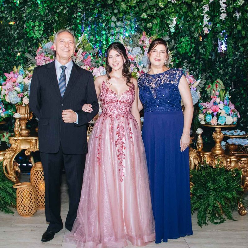 Festa de 15 Anos da Ester no Pavanelli Vila Olímpia – Um Baile de Debutante Inesquecível em São Paulo - 2 - 1