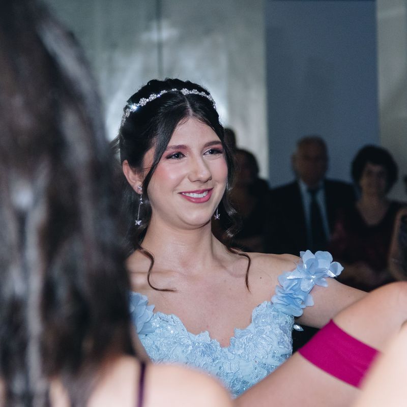 Festa de 15 Anos da Ester no Pavanelli Vila Olímpia – Um Baile de Debutante Inesquecível em São Paulo - 2 - 1