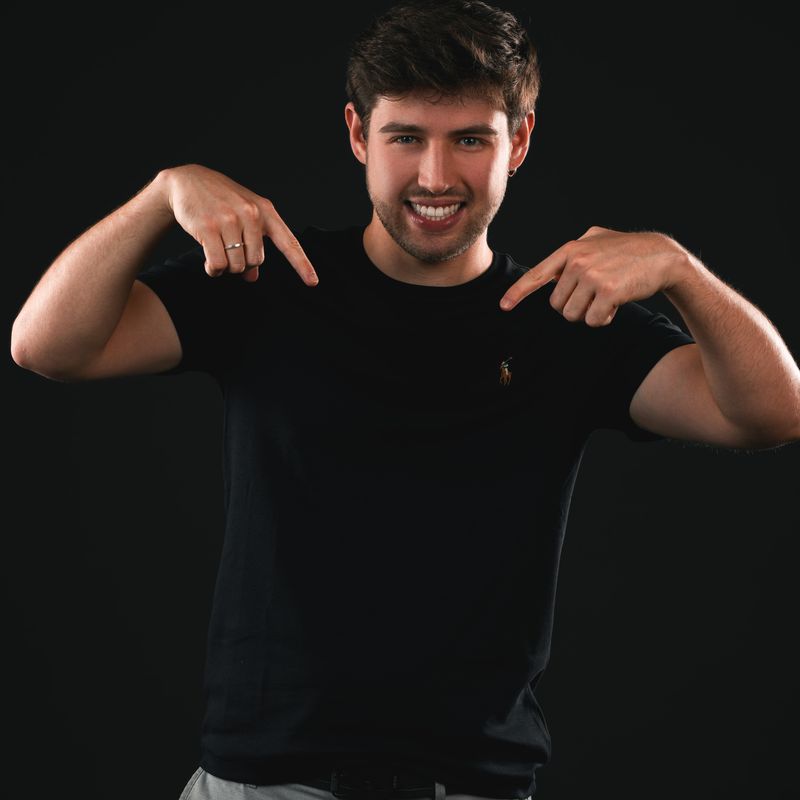 Corporativos - 2 - 0